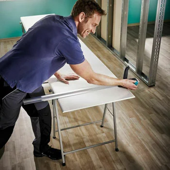 Wolfcraft sekač gipsanih ploča sa šinom 4014000 Wolfcraft sekač gipsanih ploča sa šinom 4014000