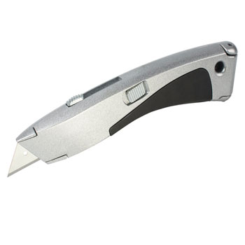 Wolfcraft profesionalni skalpel sa uvlačivim sečivom i magacinom za sečiva 4132000 Wolfcraft profesionalni skalpel sa uvlačivim sečivom i magacinom za sečiva 4132000