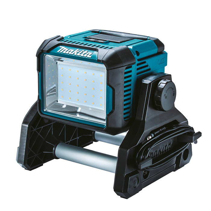 Makita akumulatorska LED lampa reflektor LXT DEADML811 Makita akumulatorska LED lampa reflektor LXT DEADML811