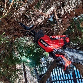 Yato akumulatorska sabljasta testera 12V 1x2Ah YT-82904 Yato akumulatorska sabljasta testera 12V 1x2Ah YT-82904