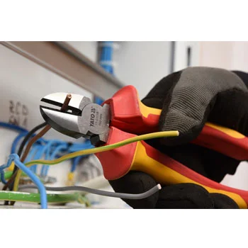 Yato klešta 160 mm VDE YT-21158 Yato klešta 160 mm VDE YT-21158